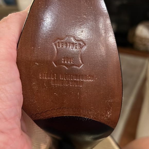 ✨Stuart Weitzman ✨STUNNING ✨ Dress Shoes Gold Metallic Sz 8 Like New! - Picture 8 of 10